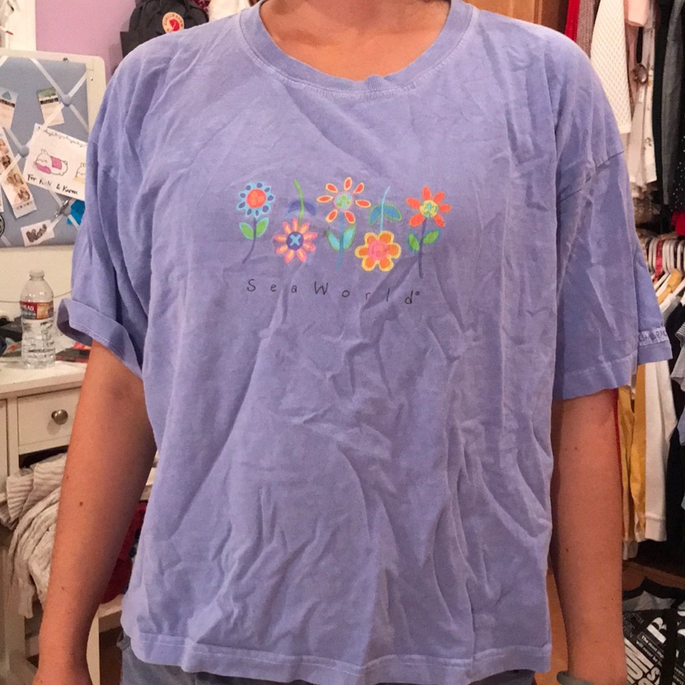 Vintage sea world tee